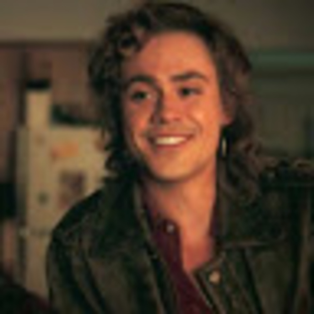 Meet your Posher, Max